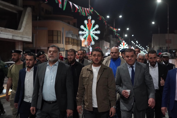 رئيس حكومة الوحدة الوطنية يفتح طريق حي الاندلس بعد  توسعته إعادة رصفه